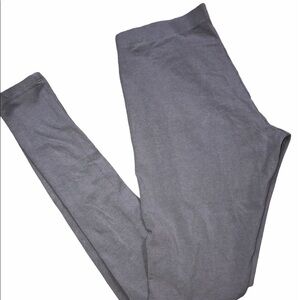 VICTORIAS SECRET size small cozy leggings